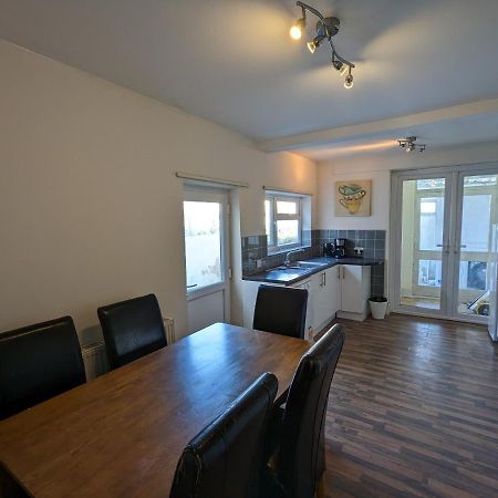 5 Bed Terraced Family Home Bristol + Parking Exterior foto